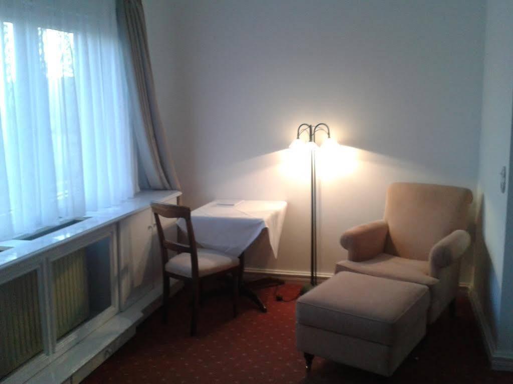 Hotel Zur Traube Moglingen Ngoại thất bức ảnh